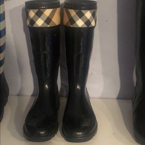 Burberry Boots Authentic